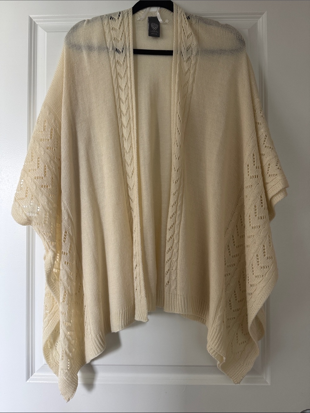 NWOT Vince Camuto Shrug Shawl Knit Cardigan One Size